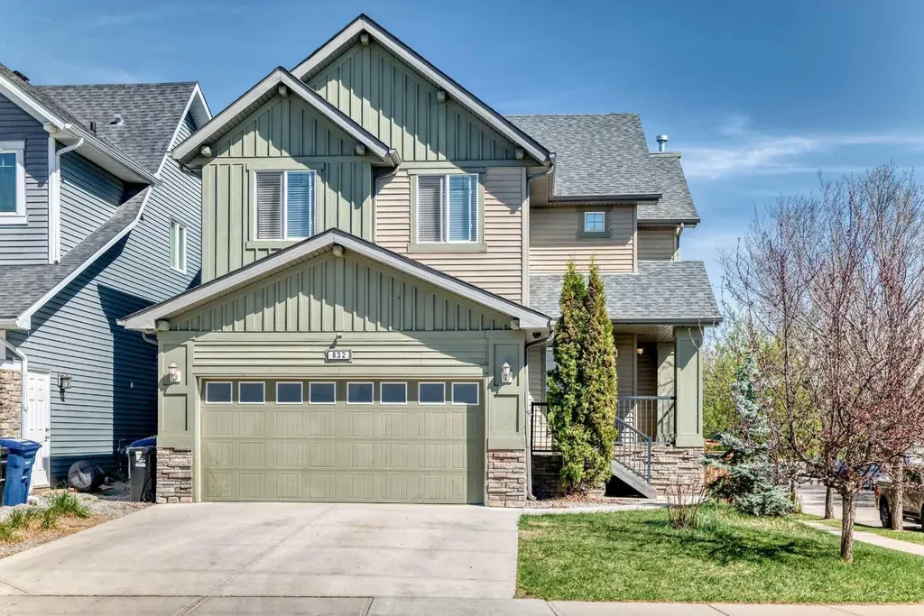 832 Coopers Square SW Airdrie AB t4b 0g5