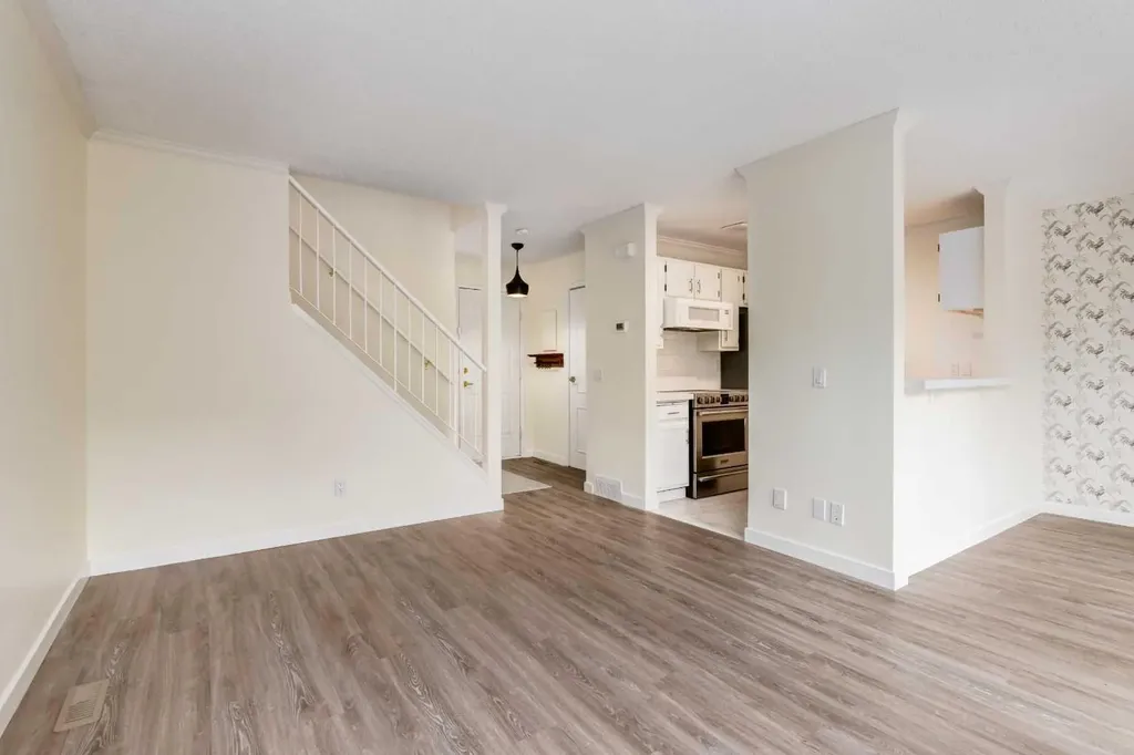 103 Grier Terrace NE Calgary AB T2K 5Y6