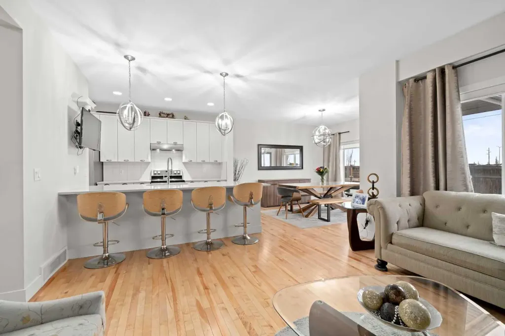 115 Mahogany Way SE Calgary AB T3M 1N5