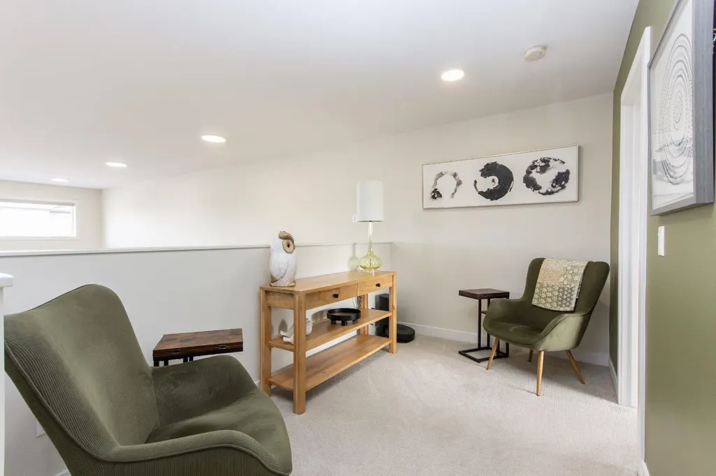224 Emerald Drive Red Deer AB T4P 3E2