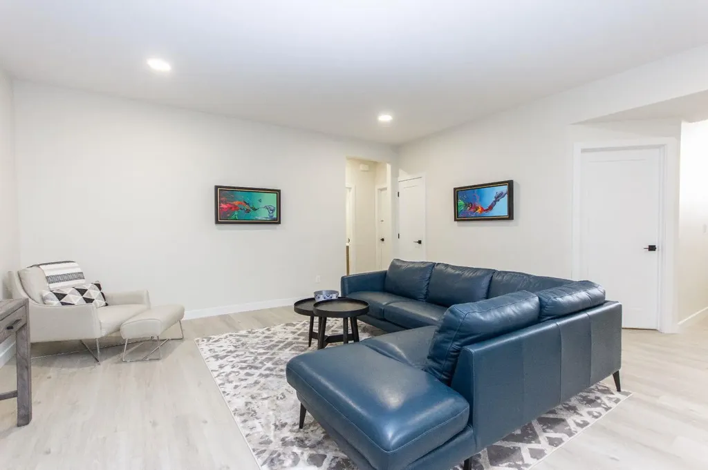 224 Emerald Drive Red Deer AB T4P 3E2
