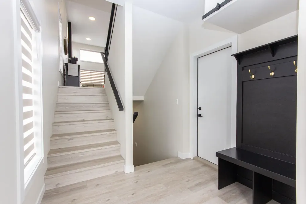 224 Emerald Drive Red Deer AB T4P 3E2