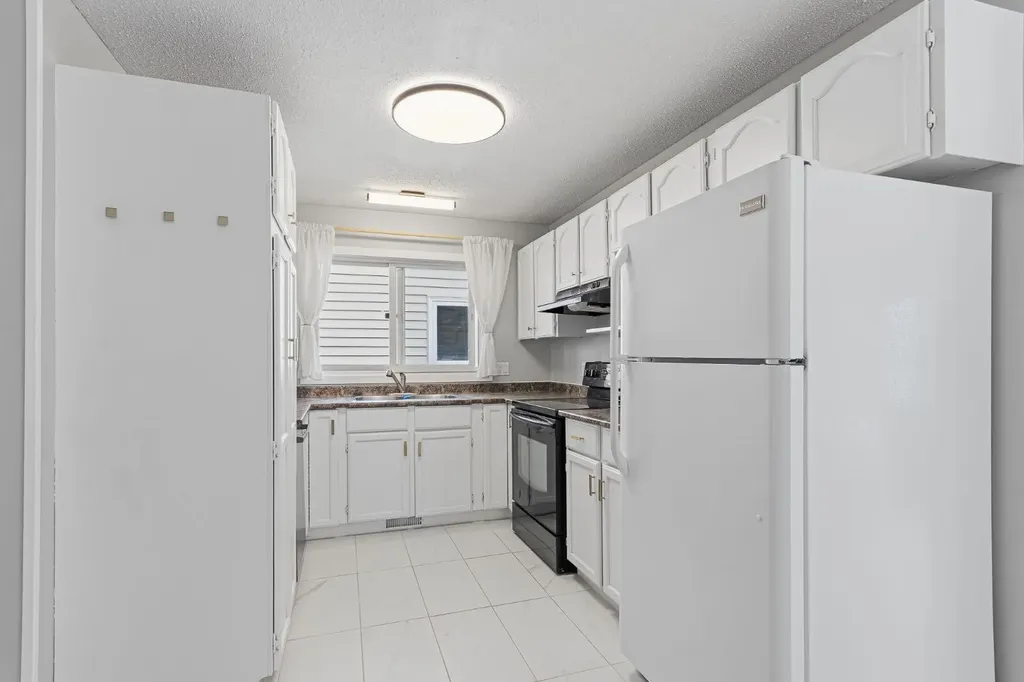 2814 45 Avenue Lloydminster SK S9V 1T1