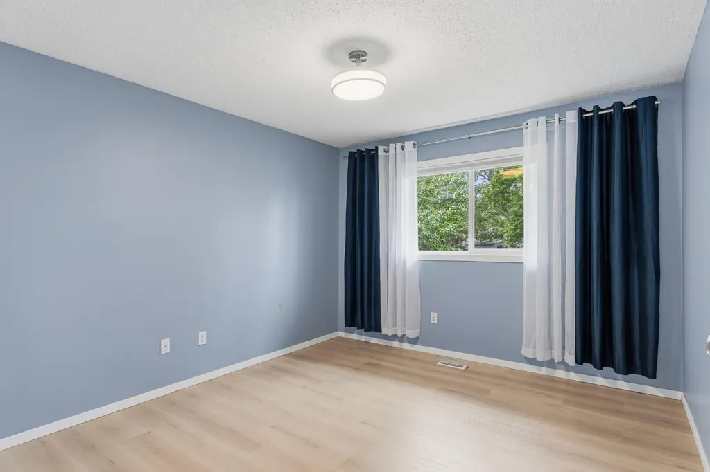2814 45 Avenue Lloydminster SK S9V 1T1