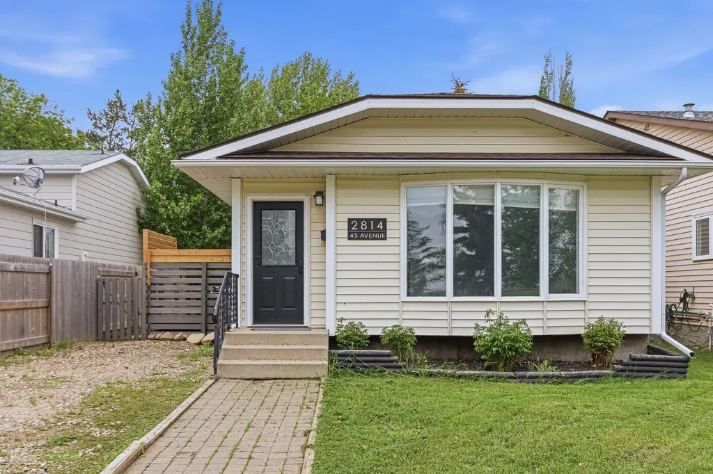 2814 45 Avenue Lloydminster SK S9V 1T1