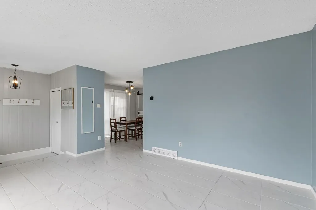 2814 45 Avenue Lloydminster SK S9V 1T1