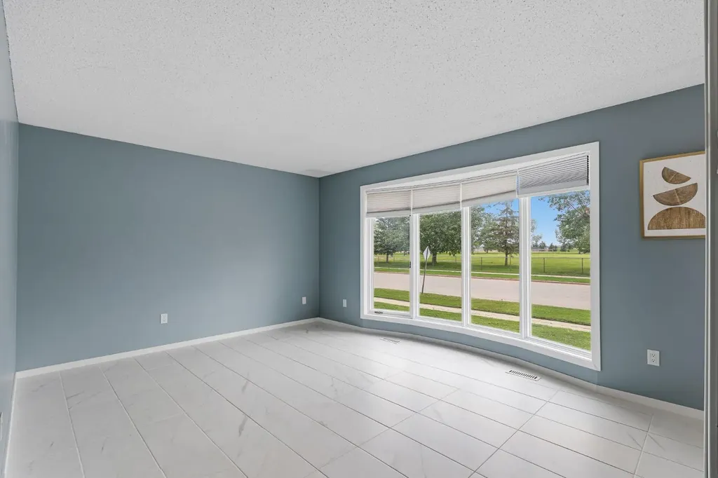 2814 45 Avenue Lloydminster SK S9V 1T1
