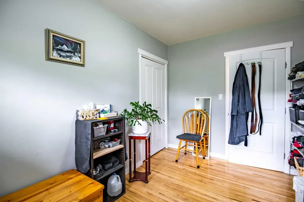 5024 43 Street Innisfail AB T4G 1K2