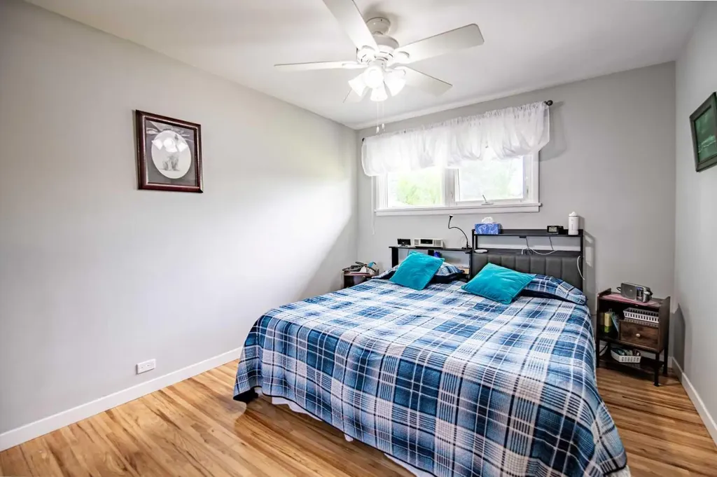 5024 43 Street Innisfail AB T4G 1K2
