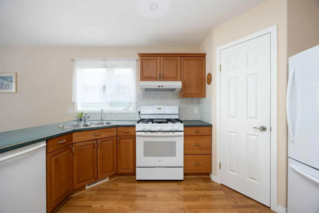 169 Eglert Drive Fort Mcmurray AB T9K 1V2