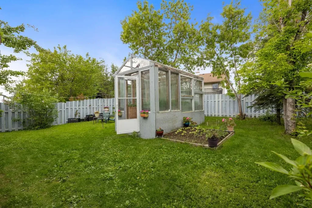 169 Eglert Drive Fort Mcmurray AB T9K 1V2