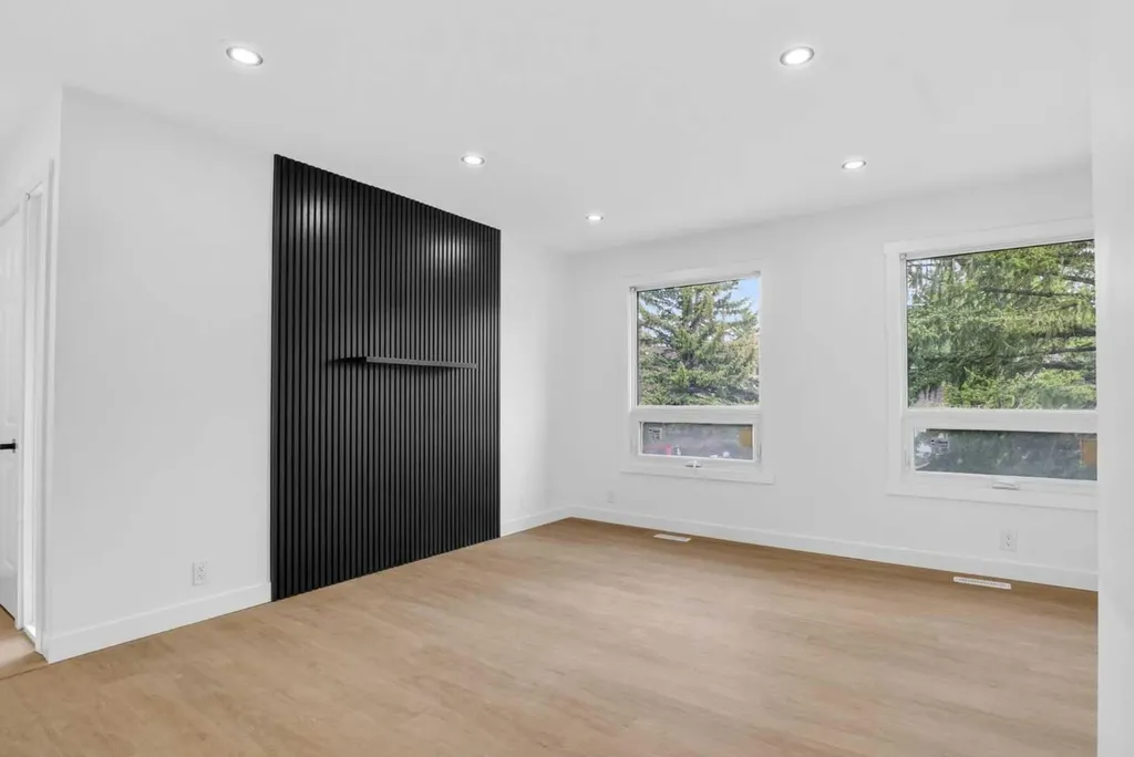 304 Beddington Circle NE Calgary AB T3K 1K7