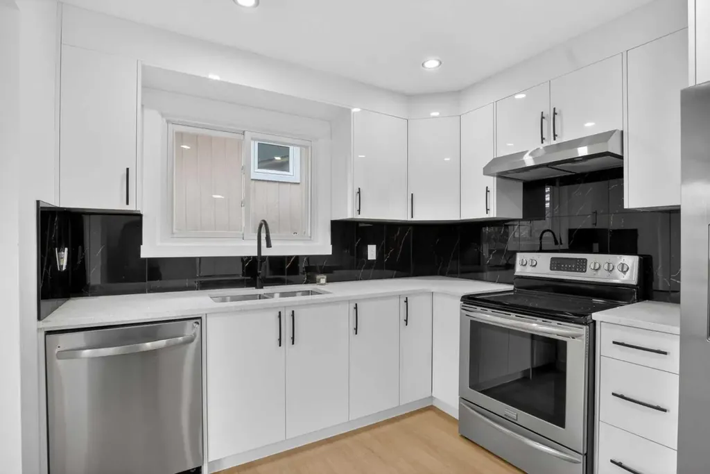 304 Beddington Circle NE Calgary AB T3K 1K7