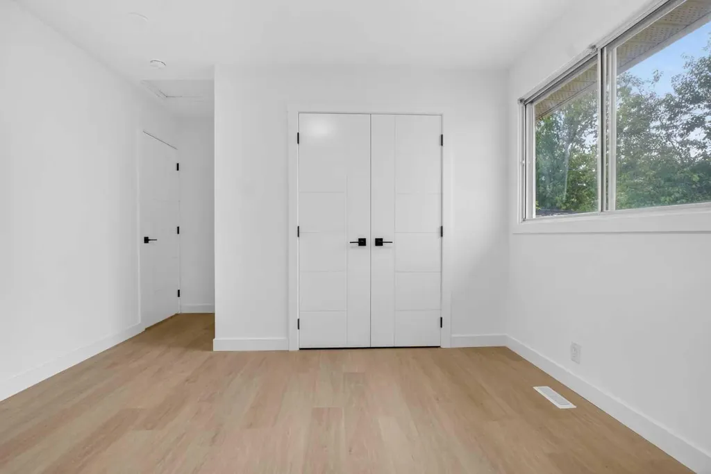 304 Beddington Circle NE Calgary AB T3K 1K7
