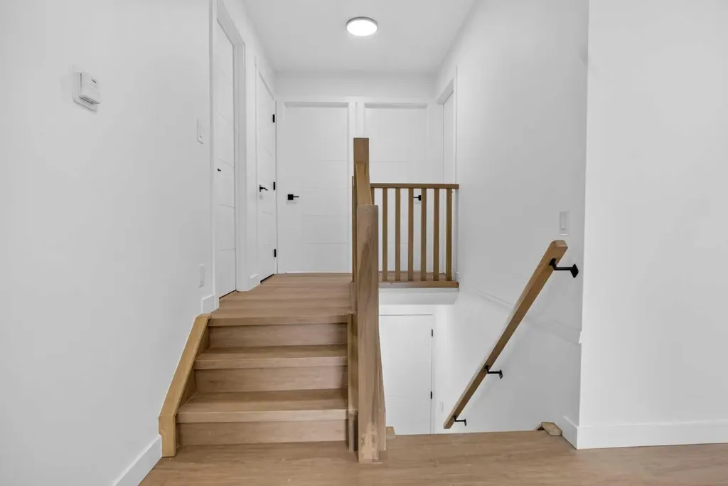 304 Beddington Circle NE Calgary AB T3K 1K7