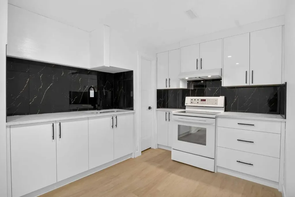 304 Beddington Circle NE Calgary AB T3K 1K7