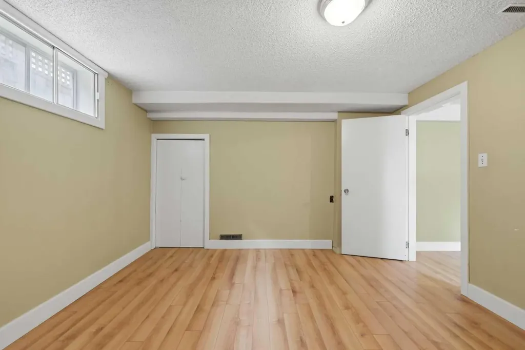1159 Radnor Avenue NE Calgary AB T2E 5H7