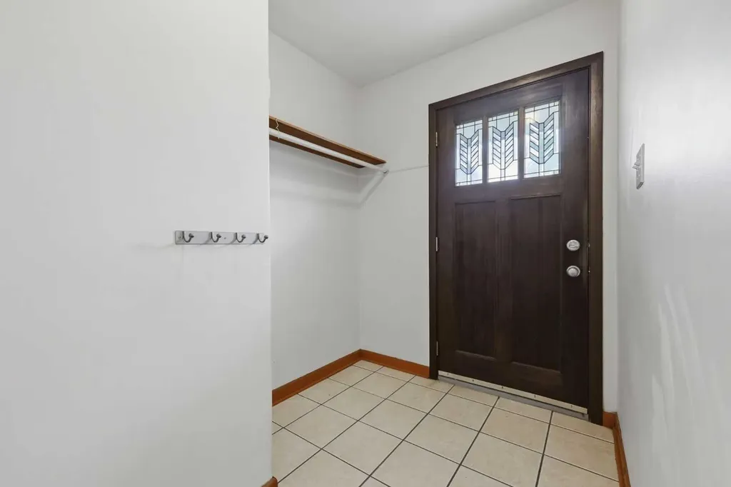 1159 Radnor Avenue NE Calgary AB T2E 5H7