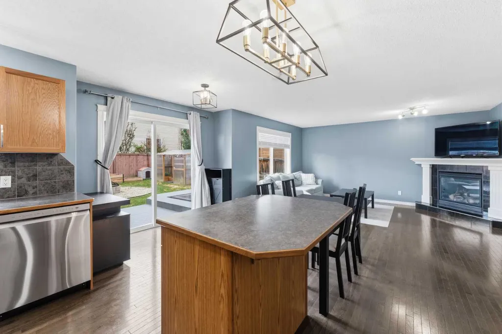 344 Sagewood Place SW Airdrie AB T4B 3M8