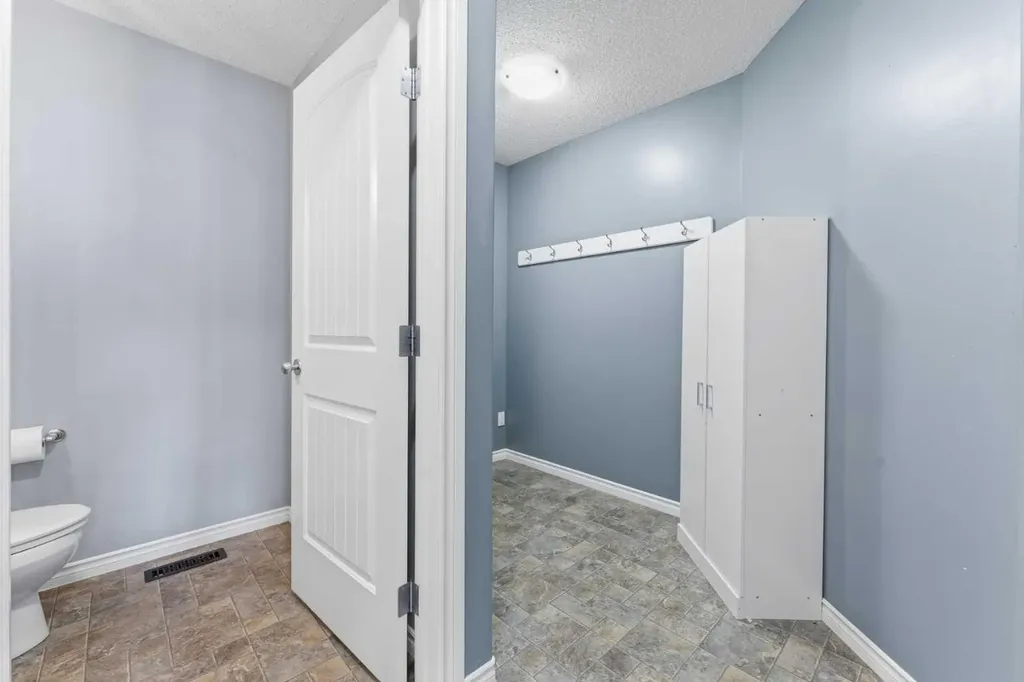 344 Sagewood Place SW Airdrie AB T4B 3M8