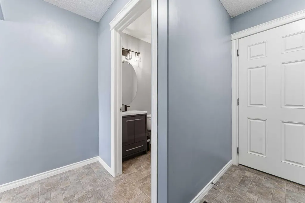 344 Sagewood Place SW Airdrie AB T4B 3M8