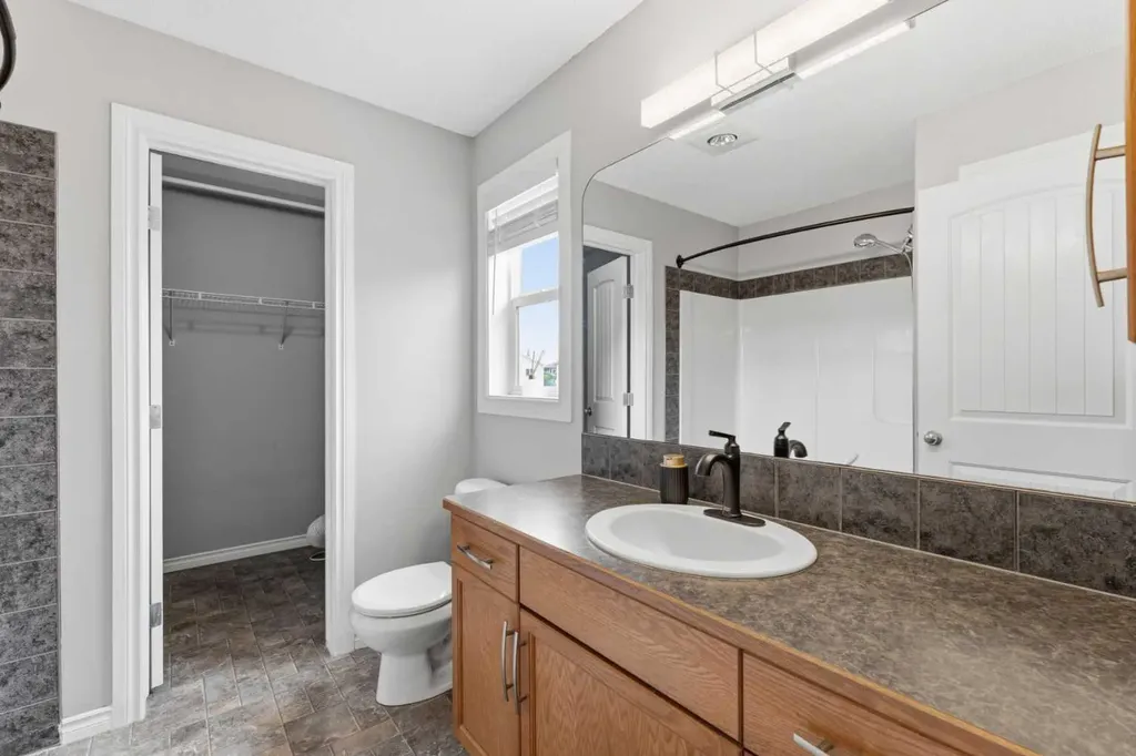 344 Sagewood Place SW Airdrie AB T4B 3M8