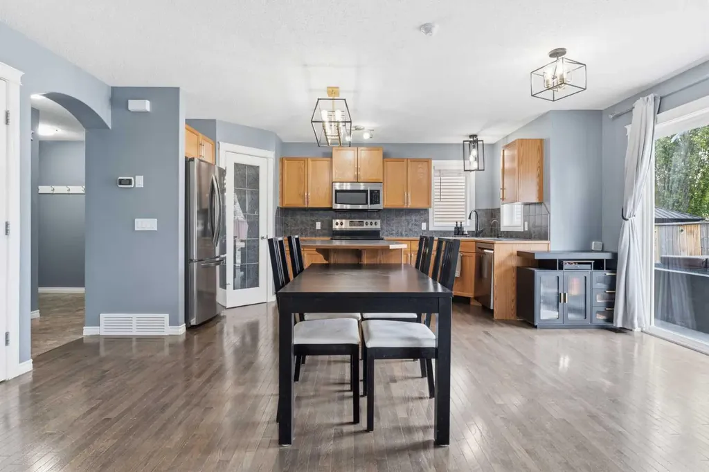 344 Sagewood Place SW Airdrie AB T4B 3M8