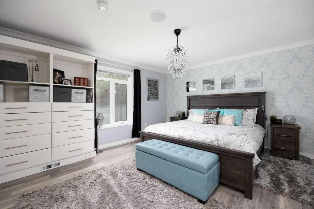 160 Grey Crescent Fort Mcmurray AB T9H 2N5