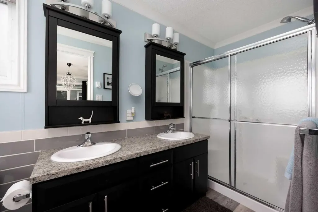 160 Grey Crescent Fort Mcmurray AB T9H 2N5