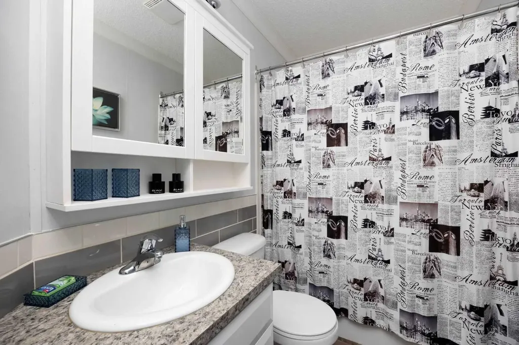 160 Grey Crescent Fort Mcmurray AB T9H 2N5