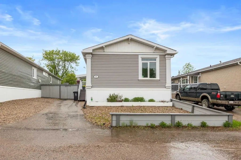 160 Grey Crescent Fort Mcmurray AB T9H 2N5