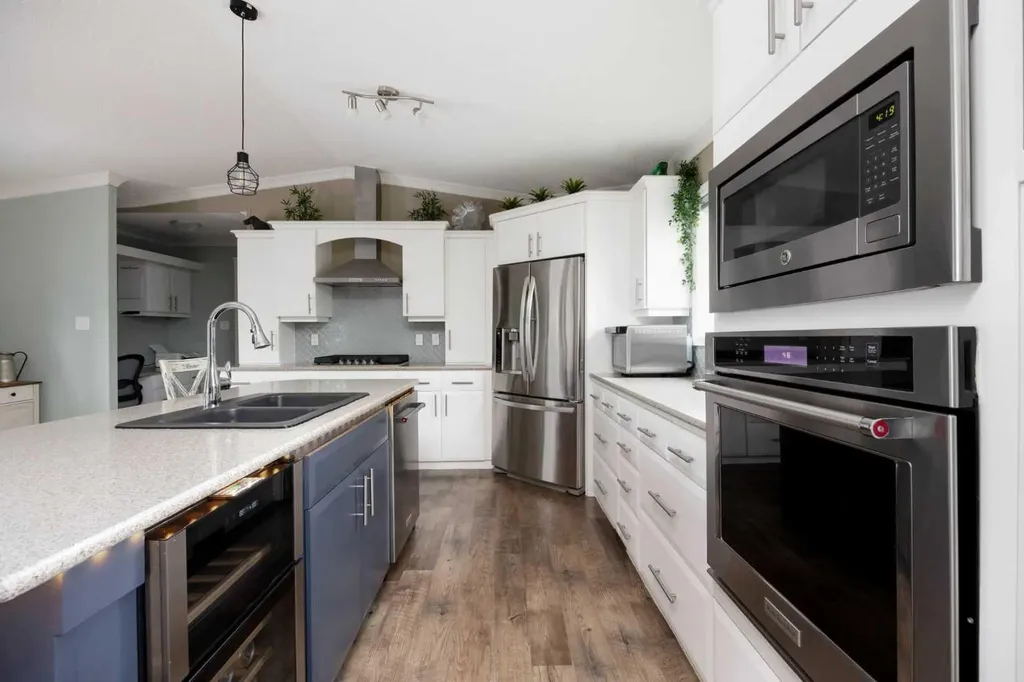 160 Grey Crescent Fort Mcmurray AB T9H 2N5