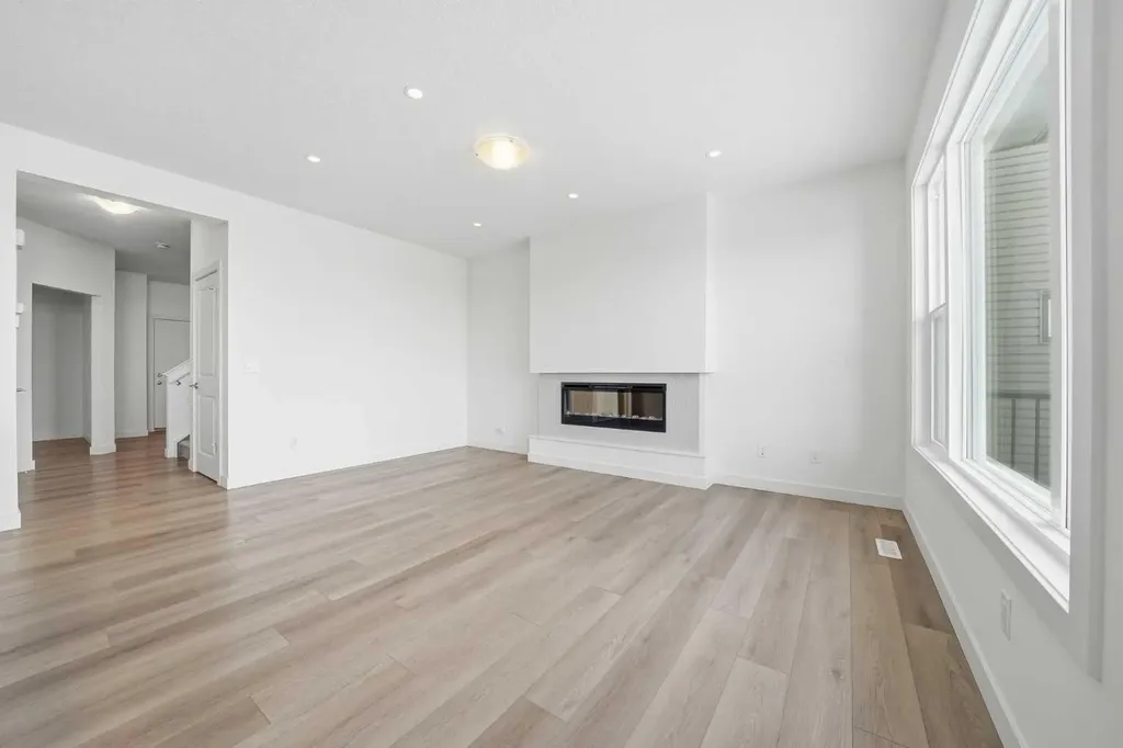 276 Belvedere Drive Calgary AB T2A 7M5
