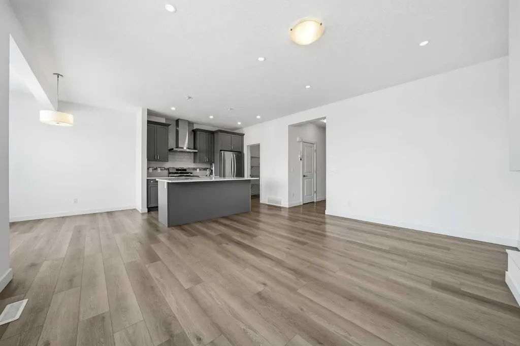 276 Belvedere Drive Calgary AB T2A 7M5