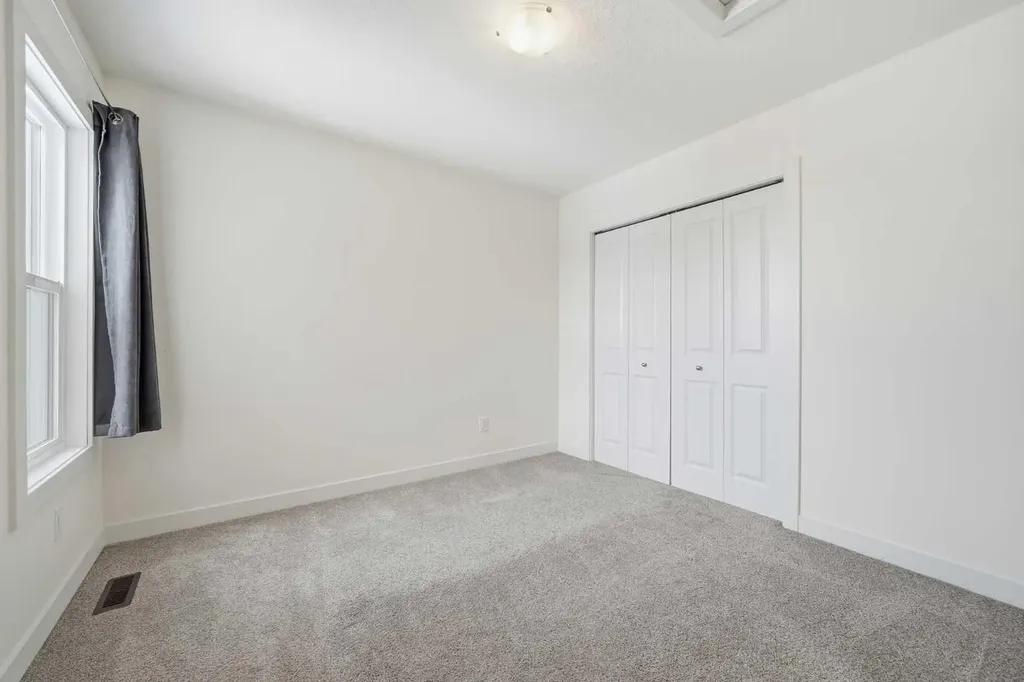 276 Belvedere Drive Calgary AB T2A 7M5