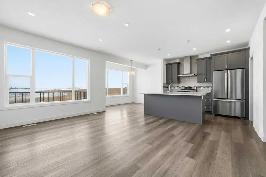 276 Belvedere Drive Calgary AB T2A 7M5