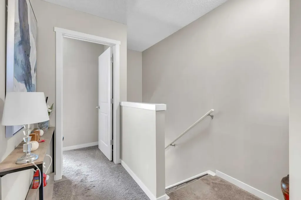 401 Copperpond Landing SE Calgary AB T2G 1Z6