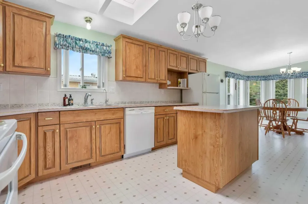 418 6 Street NW Sundre AB T0M 1X0