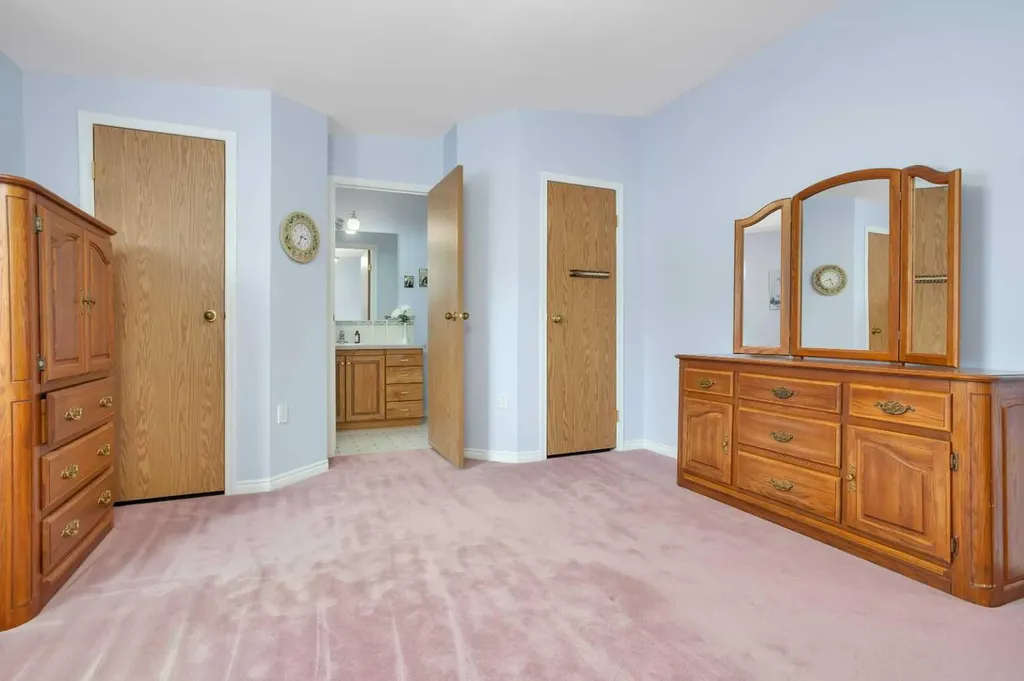 418 6 Street NW Sundre AB T0M 1X0