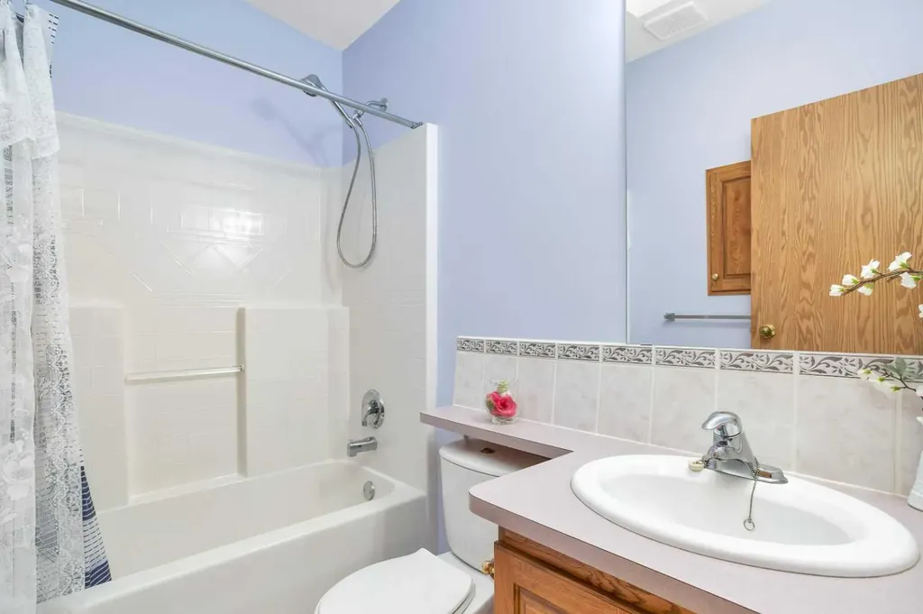 418 6 Street NW Sundre AB T0M 1X0