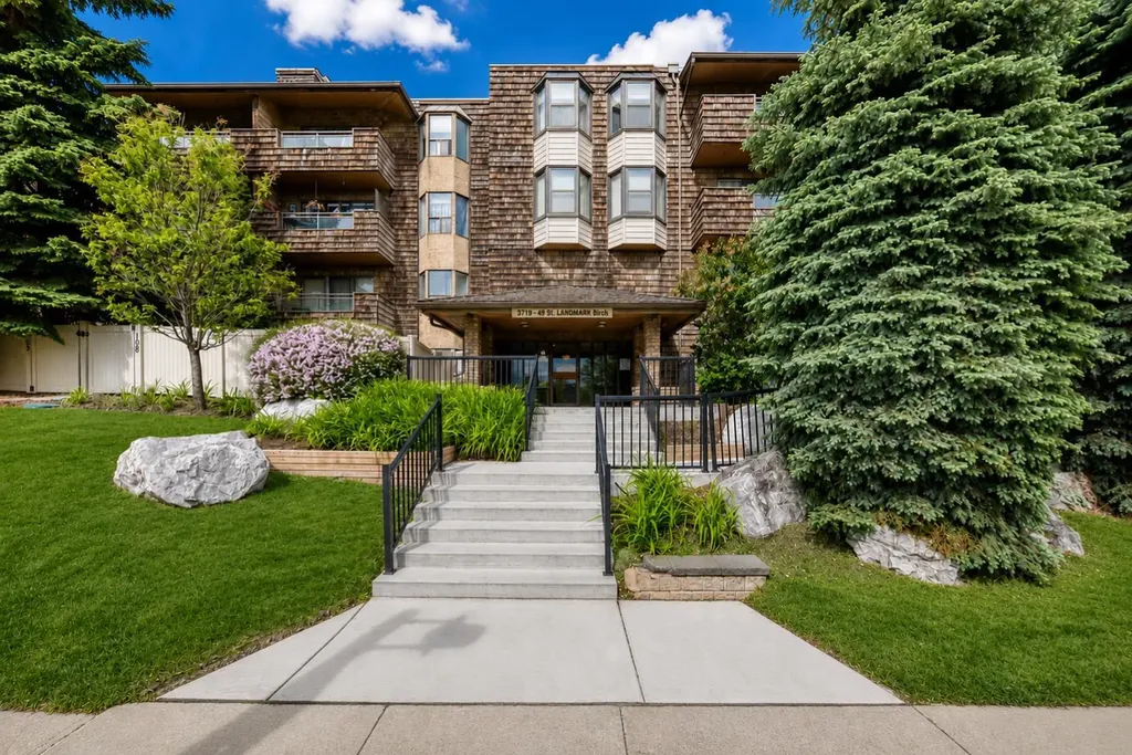 3719B 49 Street NW Calgary AB T3A 2E3