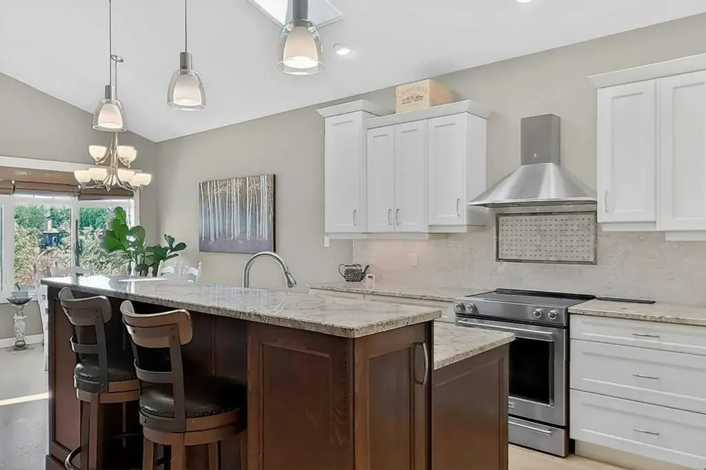 509 Sunridge Crescent W Lethbridge AB T1J0T1