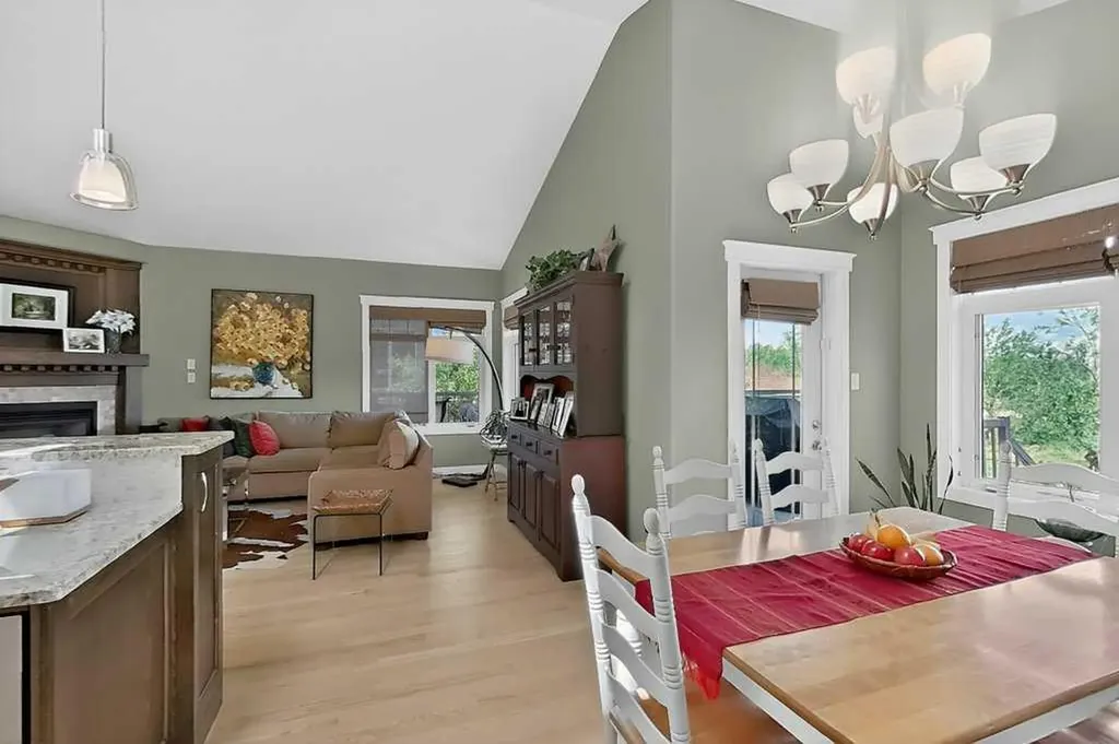 509 Sunridge Crescent W Lethbridge AB T1J0T1