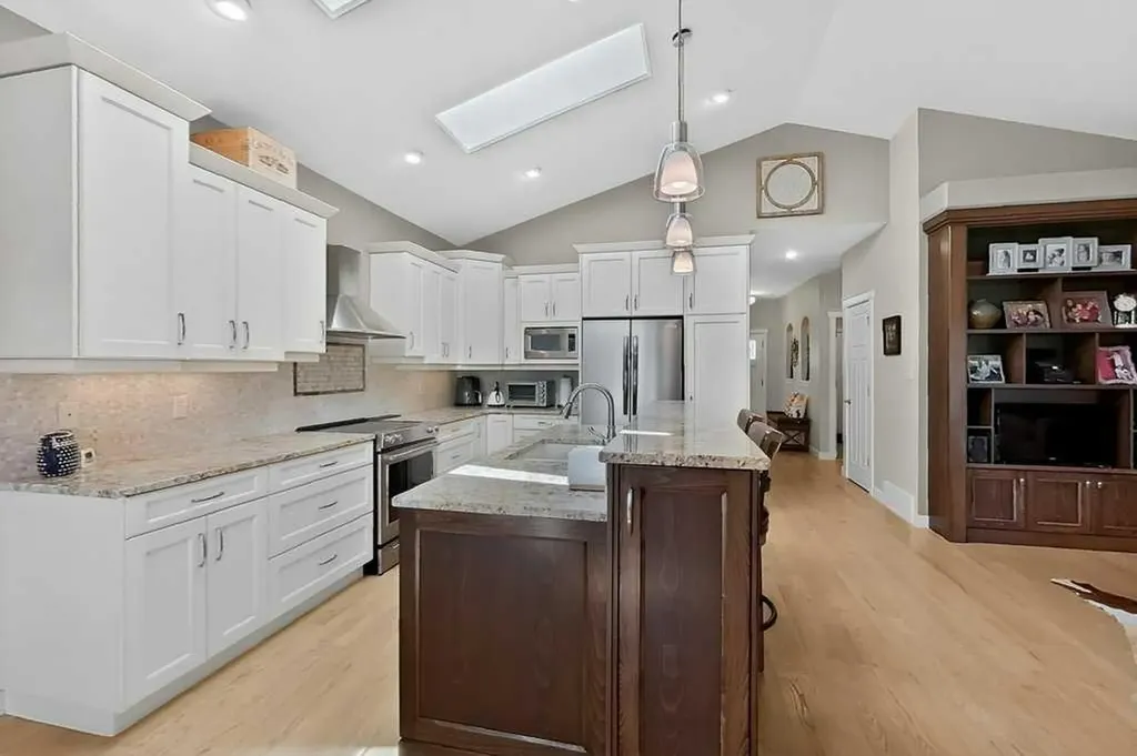 509 Sunridge Crescent W Lethbridge AB T1J0T1