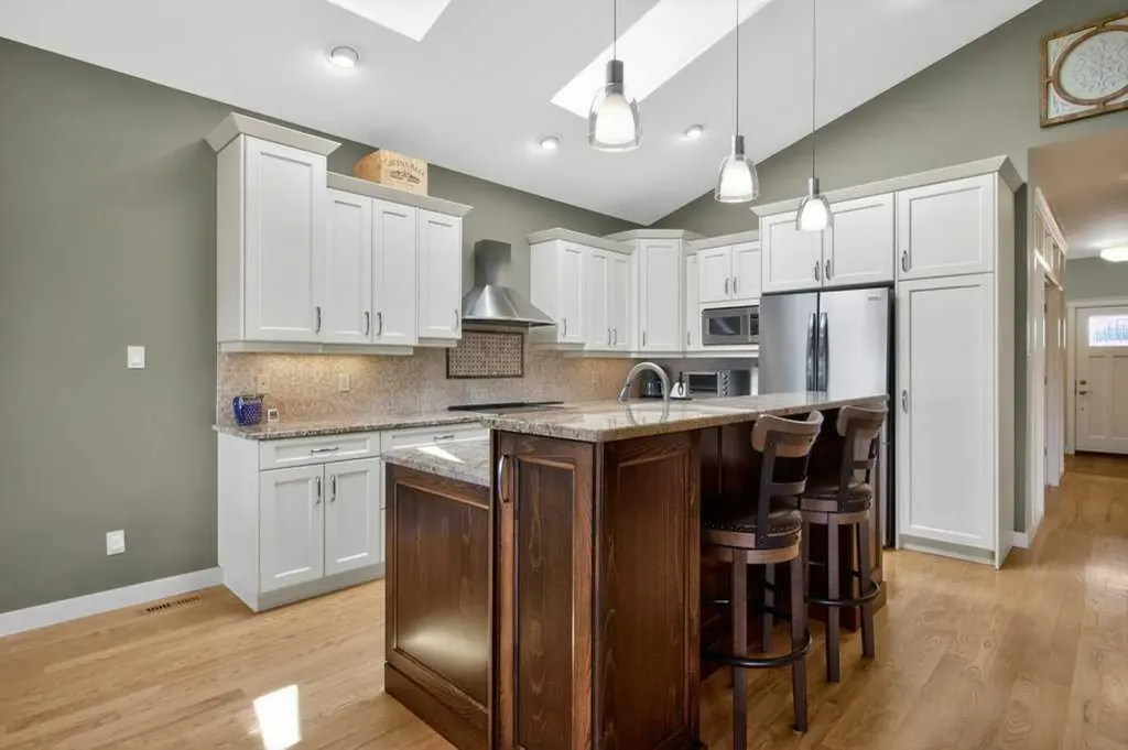 509 Sunridge Crescent W Lethbridge AB T1J0T1
