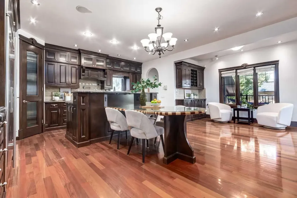 1840 Westmount Boulevard NW Calgary AB T2N 3G8