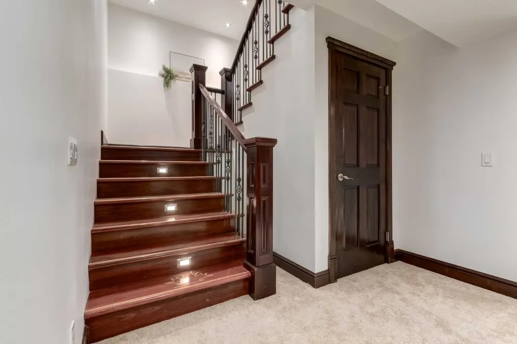 1840 Westmount Boulevard NW Calgary AB T2N 3G8