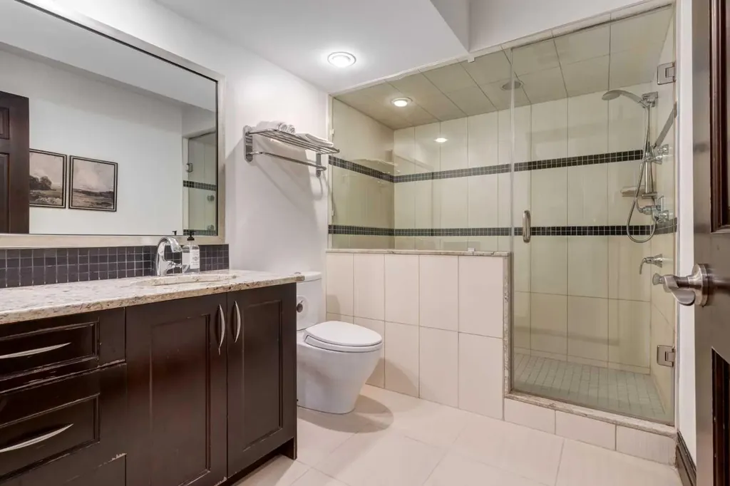 1840 Westmount Boulevard NW Calgary AB T2N 3G8