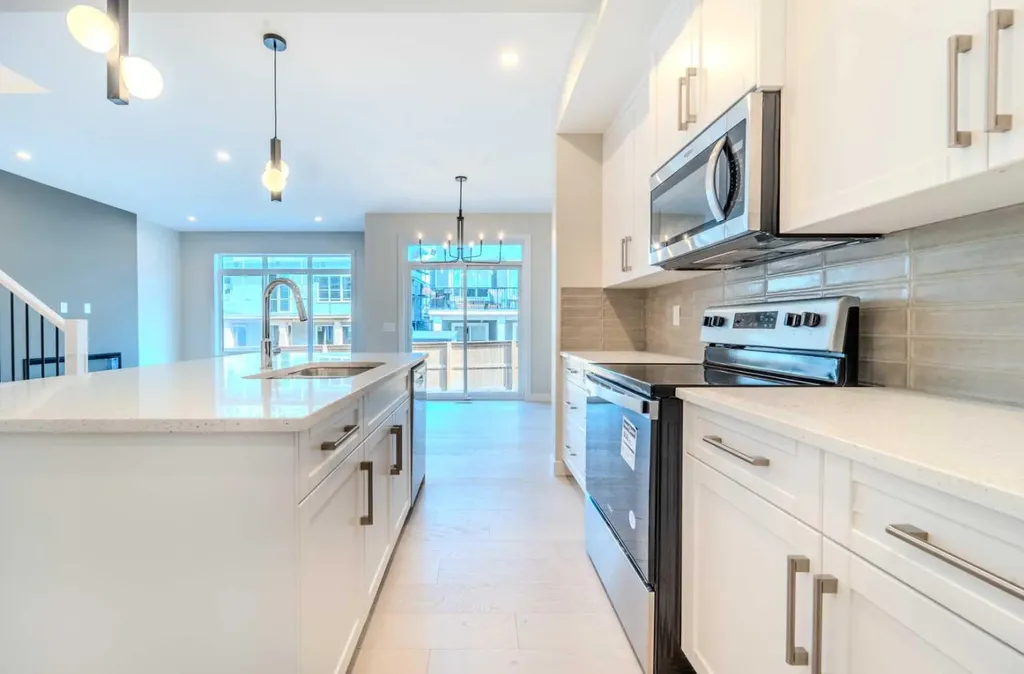 124 Waterford Way Chestermere AB T1X3A2