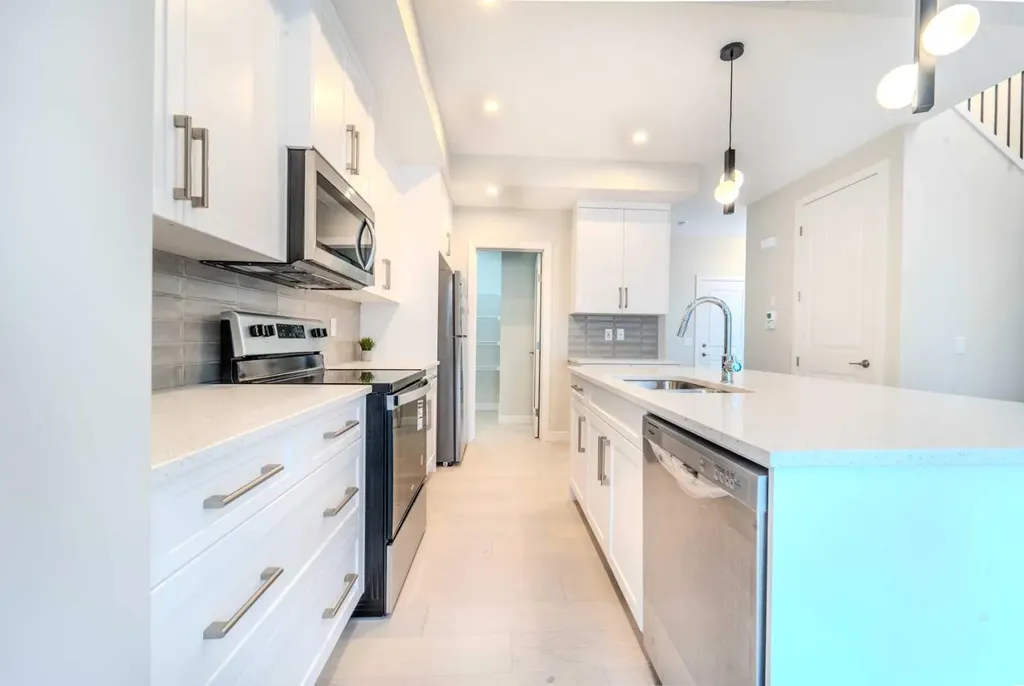 124 Waterford Way Chestermere AB T1X3A2